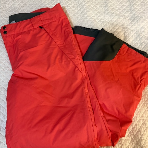 Women’s Columbia Snowpants - Picture 1 of 3